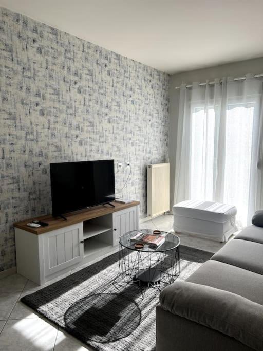 Letty'S Cozy Flat Apartment Peraía Kültér fotó